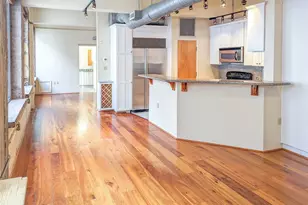 711 Main St St, Houston, TX 77002 - Photo 1