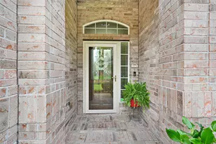 13610 Summer Spring Ln, Rosharon, TX 77583 - Photo 3
