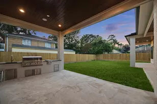 710 Sue Barnett Dr, Houston, TX 77018 - Photo 7