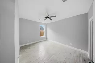 5014 E Meadow Dr, Deer Park, TX 77536 - Photo 13