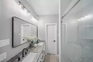 5014 E Meadow Dr, Deer Park, TX 77536 - Photo 7