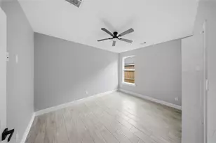 5014 E Meadow Dr, Deer Park, TX 77536 - Photo 11