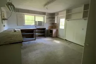 405 Azalea Dr, Baytown, TX 77520 - Photo 17