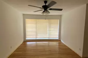 405 Azalea Dr, Baytown, TX 77520 - Photo 19