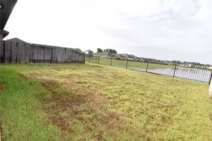 16684 Lonely Pines Dr, Conroe, TX 77302 - Photo 23