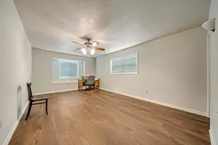 2508 Esther Ave E, Pasadena, TX 77502 - Photo 23