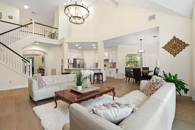 73 W Sandalbranch Circle, The Woodlands, TX 77382 - Photo 11