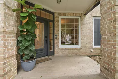 73 W Sandalbranch Circle, The Woodlands, TX 77382 - Photo 3