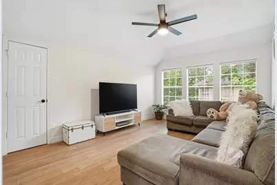 73 W Sandalbranch Circle, The Woodlands, TX 77382 - Photo 27