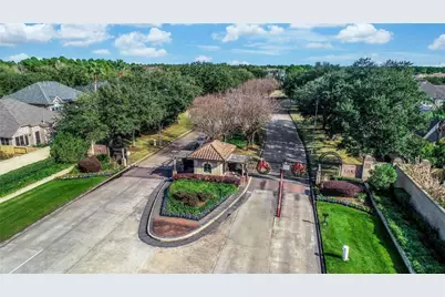 5418 Windham Springs Court, Houston, TX 77041 - Photo 3