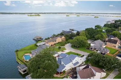 8311 Amber Cove Drive, Houston, TX 77346 - Photo 3