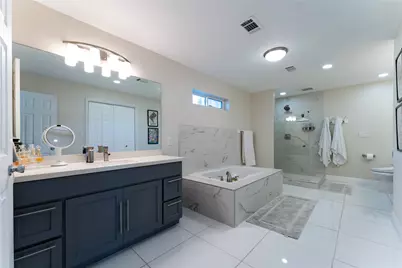 8311 Amber Cove Drive, Houston, TX 77346 - Photo 9