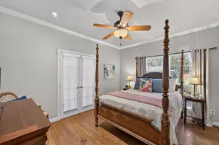 514 Oak Ridge Grove Cir, Oak Ridge North, TX 77386 - Photo 21