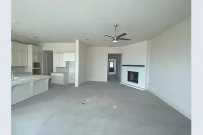 12219 Sweetbriar Loop, Mont Belvieu, TX 77523 - Photo 3