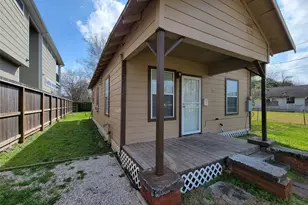 5106 Hershe St, Houston, TX 77020 - Photo 3