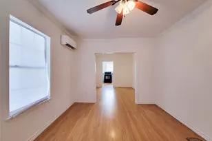 5106 Hershe St, Houston, TX 77020 - Photo 5