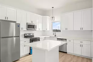 9709 Pelsey St, Houston, TX 77029 - Photo 3