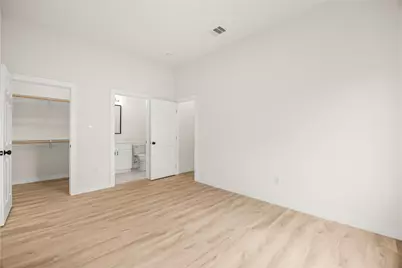 9709 Pelsey Street #B, Houston, TX 77029 - Photo 9