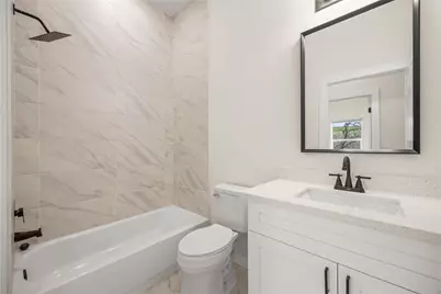 9709 Pelsey Street #B, Houston, TX 77029 - Photo 15