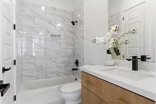 1920 Laverne St, Houston, TX 77080 - Photo 11