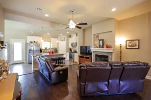 2250 Lake Forrest Dr, West Columbia, TX 77486 - Photo 9