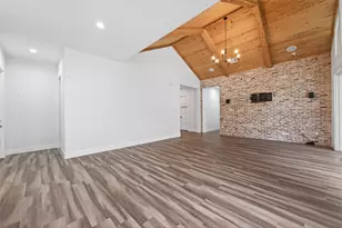 360 Dipping Vat Rd, Huntsville, TX 77340 - Photo 9