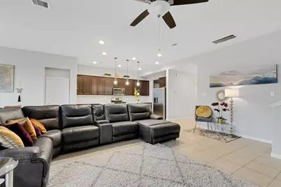 4510 Red Yucca Drive, Baytown, TX 77521 - Photo 9