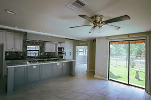 221 Caroline Trl, Anahuac, TX 77514 - Photo 5