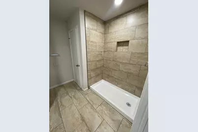 6014 Beau Harp Court, Houston, TX 77049 - Photo 11