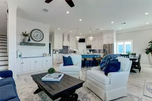 4219 Nueces Dr, Galveston, TX 77554 - Photo 9