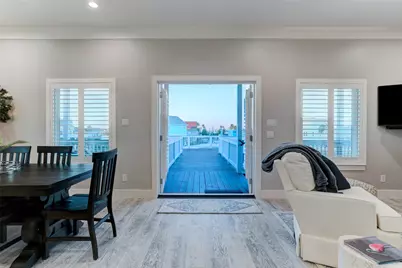 4219 Nueces Drive, Galveston, TX 77554 - Photo 5