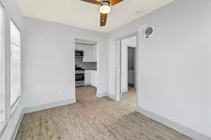 305 Roberts St, Houston, TX 77003 - Photo 3
