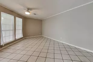 10648 Fussel Rd, Conroe, TX 77385 - Photo 5