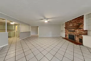 10648 Fussel Rd, Conroe, TX 77385 - Photo 3