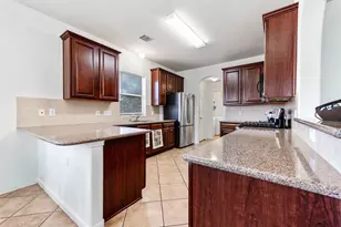 3705 Canterbury Park Dr, Pearland, TX 77584 - Photo 13