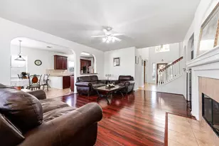3705 Canterbury Park Dr, Pearland, TX 77584 - Photo 11