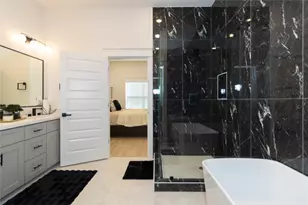 4902 Higgins St, Houston, TX 77033 - Photo 21