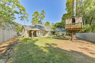 27 Hornsilver Pl, The Woodlands, TX 77381 - Photo 11