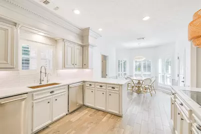 27 Hornsilver Place, The Woodlands, TX 77381 - Photo 19