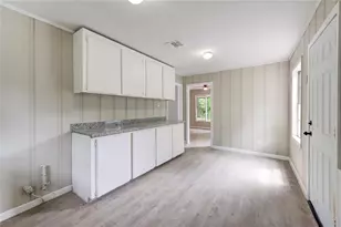 808 State Hwy Loop 393, Goodrich, TX 77335 - Photo 23