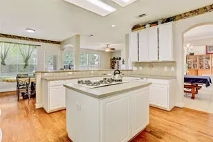 1505 Maple Leaf Ct, Pearland, TX 77581 - Photo 11