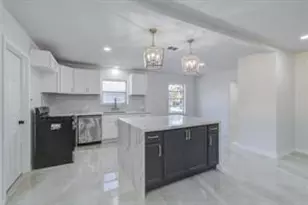 5230 W Bellfort Ave, Houston, TX 77035 - Photo 11