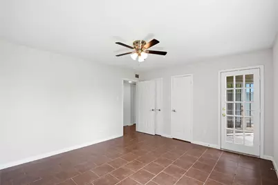 12500 Sandpiper Drive #121, Houston, TX 77035 - Photo 9