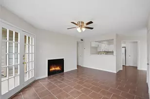 12500 Sandpiper Dr, Houston, TX 77035 - Photo 3
