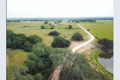 10309 County Road 1, Hallettsville, TX 77964 - Photo 31