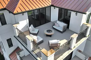 631 N Live Oak St, Houston, TX 77003 - Photo 3