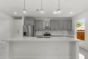 2111 Pinecreek Pass Ln, Katy, TX 77449 - Photo 9
