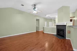 12530 Meadowglen Dr, Meadows Place, TX 77477 - Photo 7