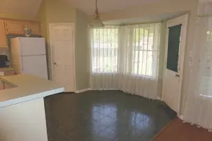 12530 Meadowglen Dr, Meadows Place, TX 77477 - Photo 5