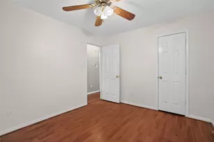 12530 Meadowglen Dr, Meadows Place, TX 77477 - Photo 25
